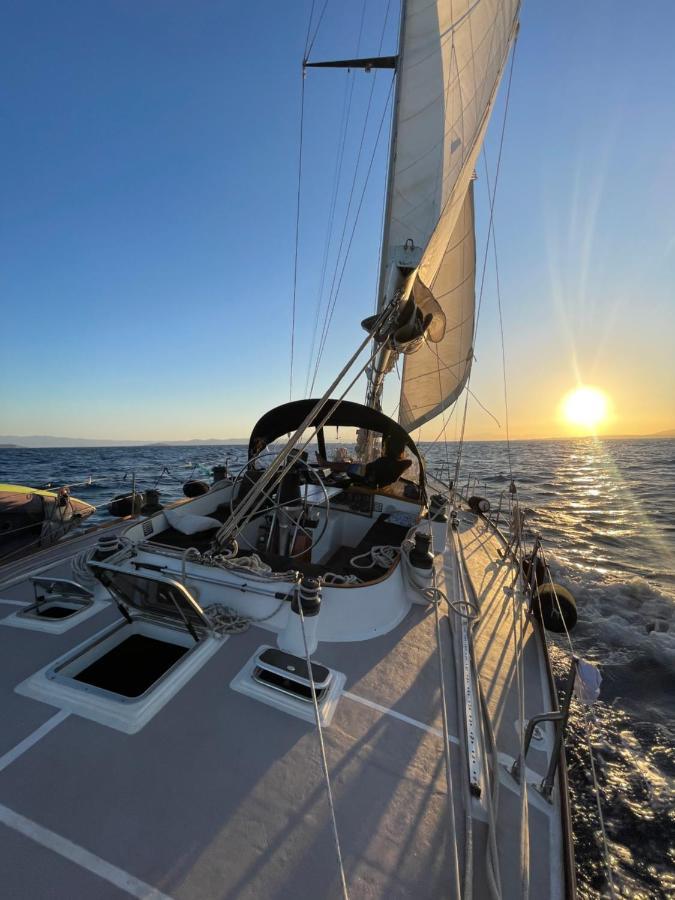 Sailboat B&B On Board Catánia Buitenkant foto