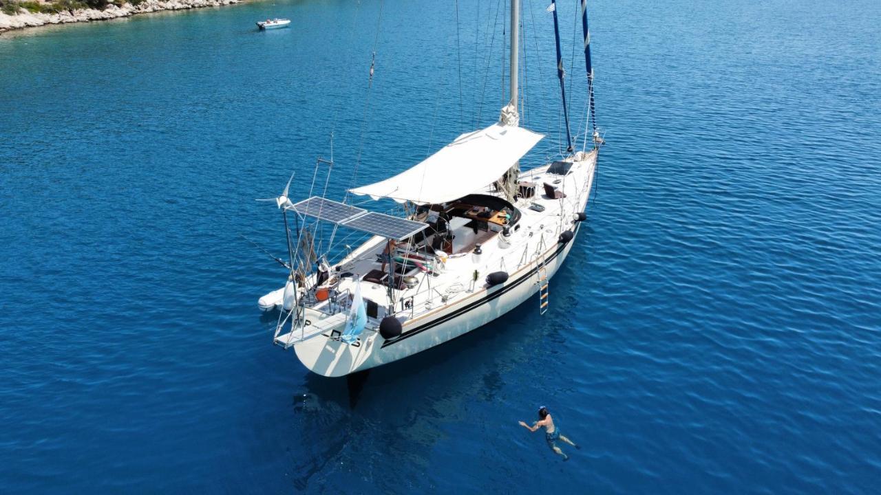 Sailboat B&B On Board Catánia Buitenkant foto