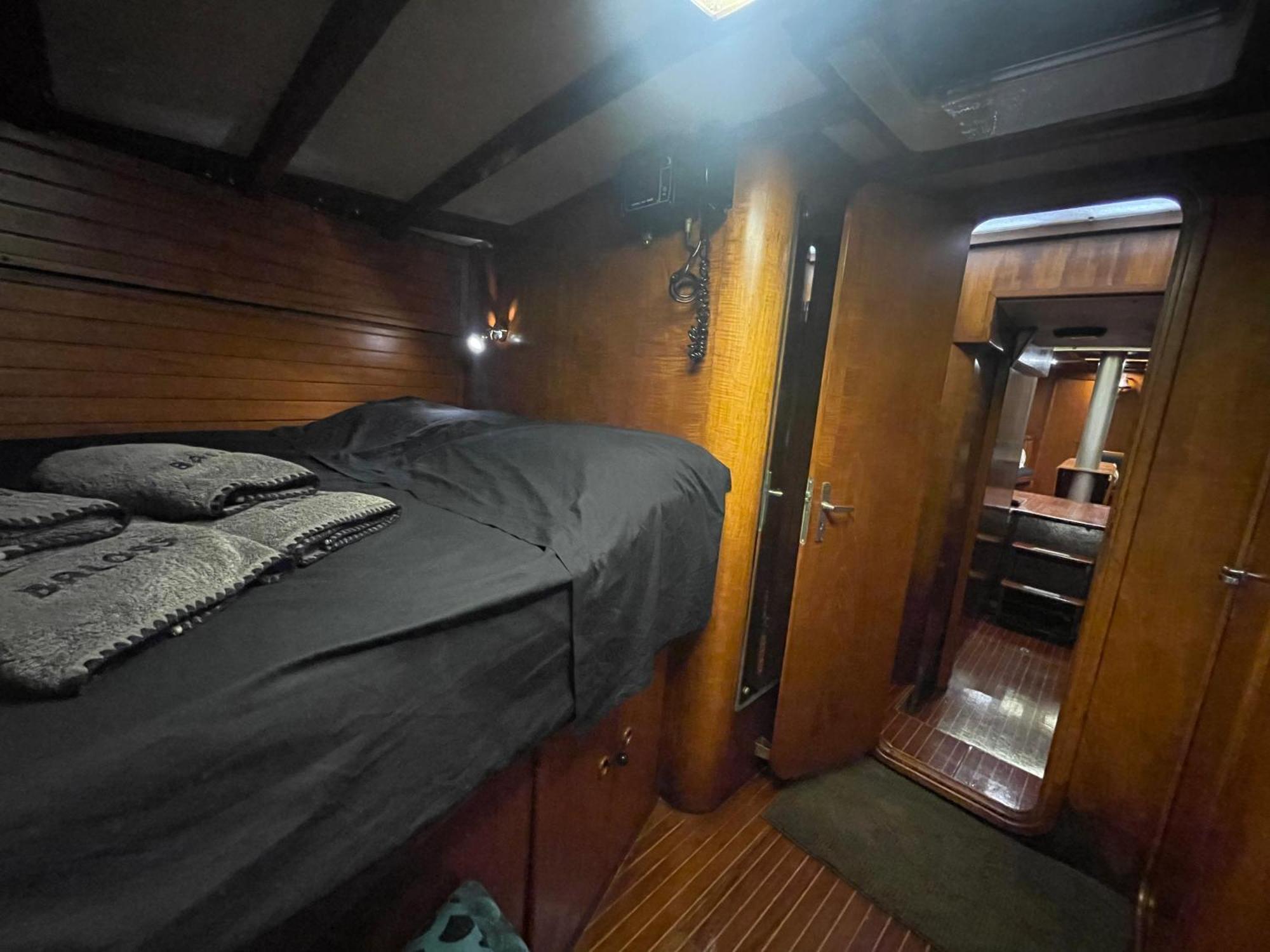 Sailboat B&B On Board Catánia Buitenkant foto