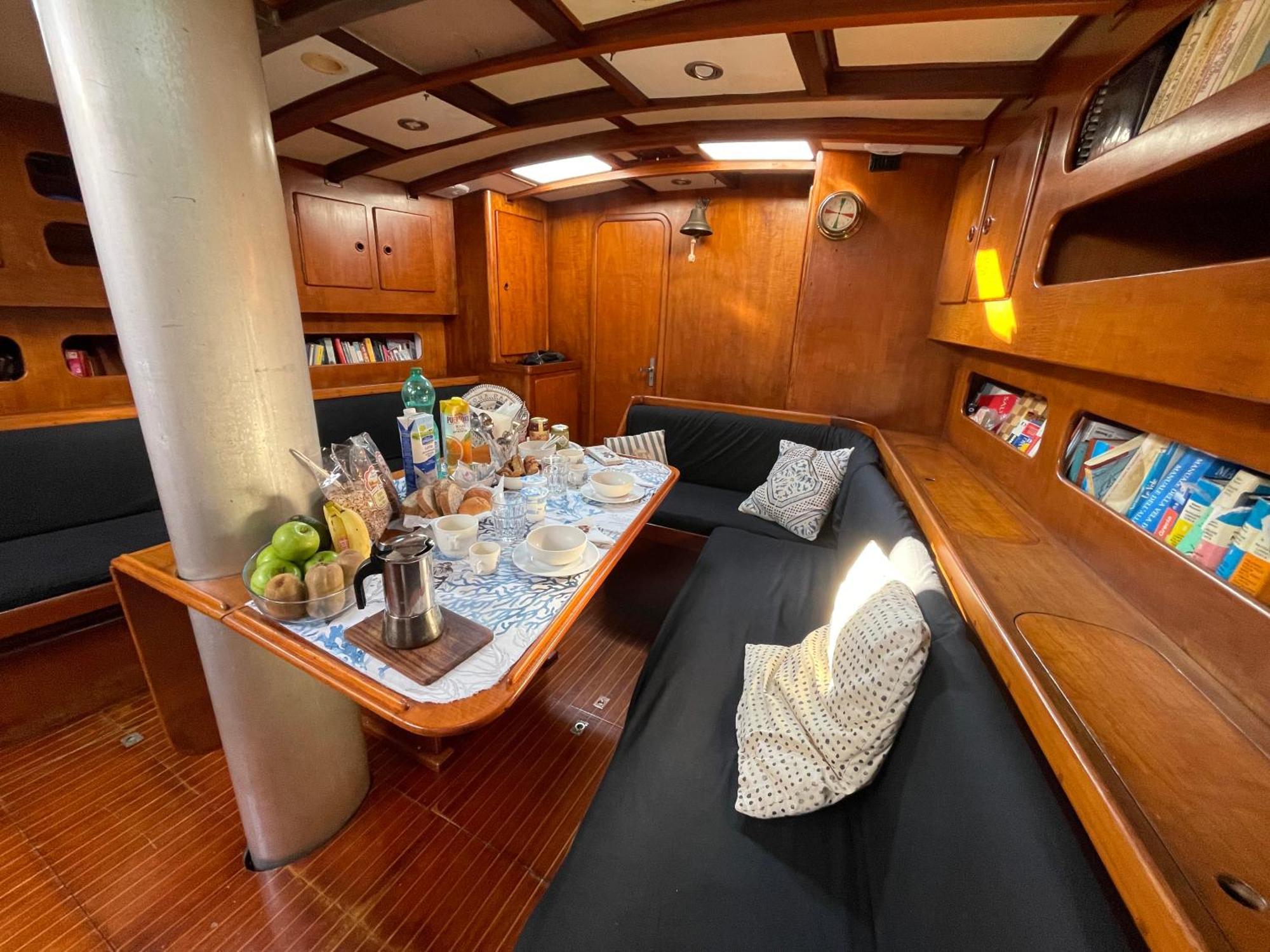 Sailboat B&B On Board Catánia Buitenkant foto