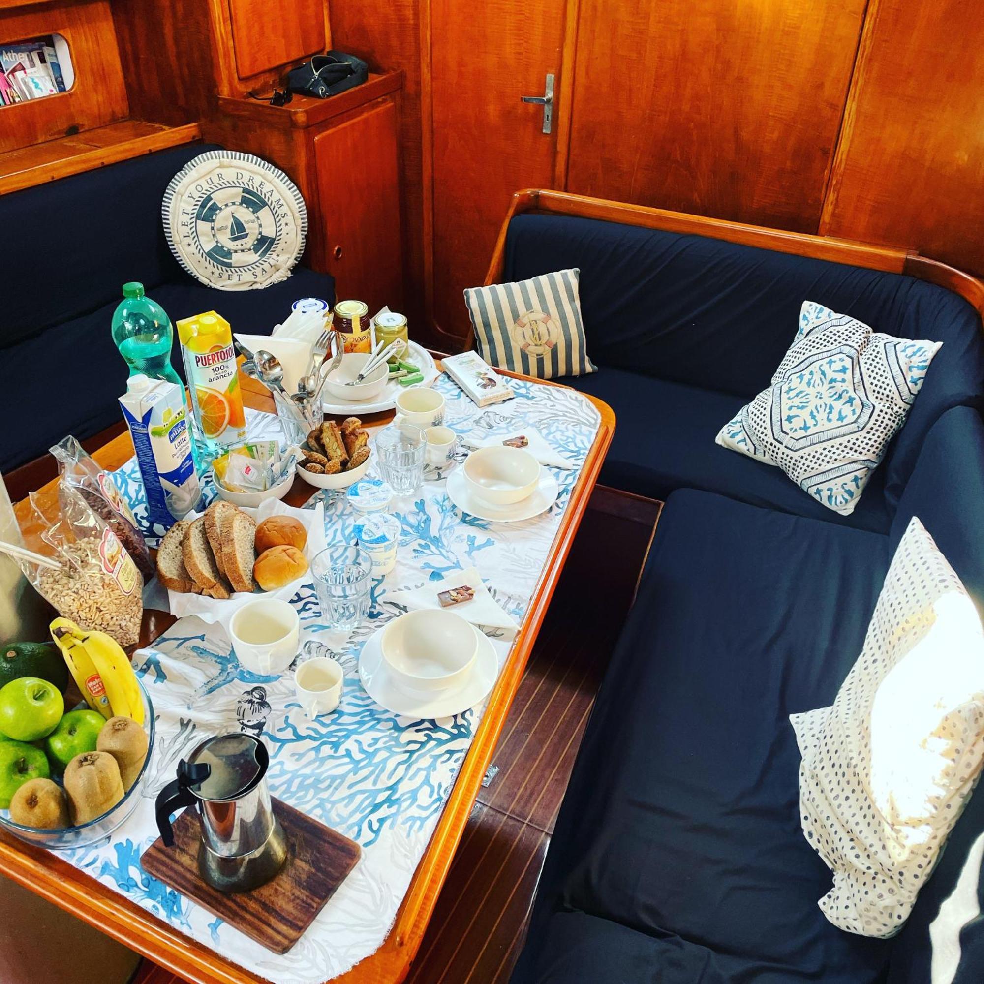 Sailboat B&B On Board Catánia Buitenkant foto