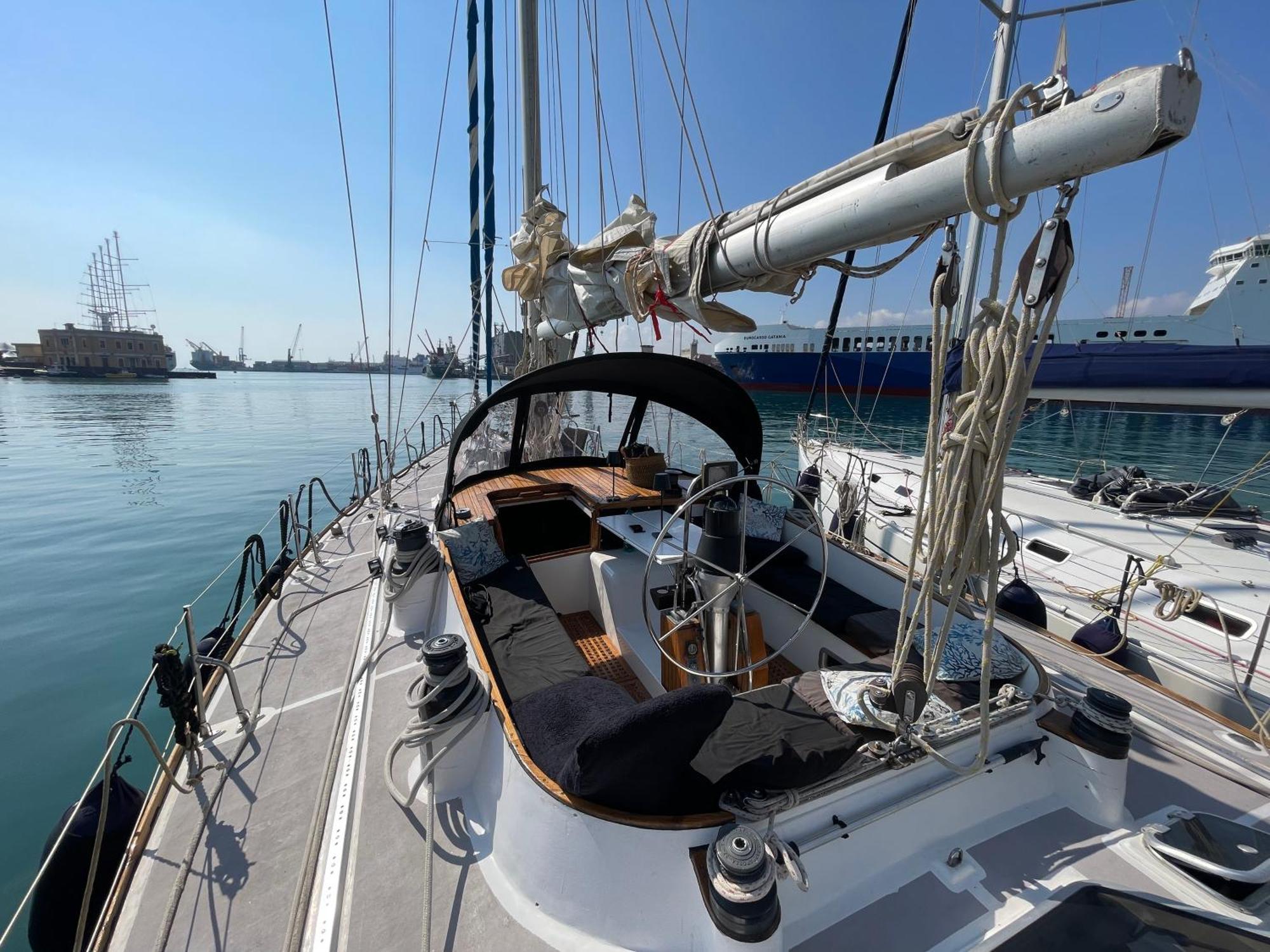 Sailboat B&B On Board Catánia Buitenkant foto